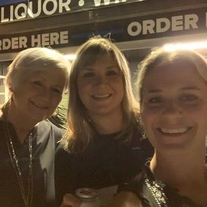 Meet your Posher, Gayle